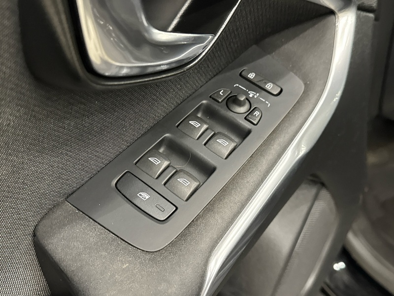 Volvo V40 Cross Country vaihtoauto