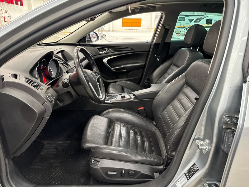 Opel Insignia vaihtoauto