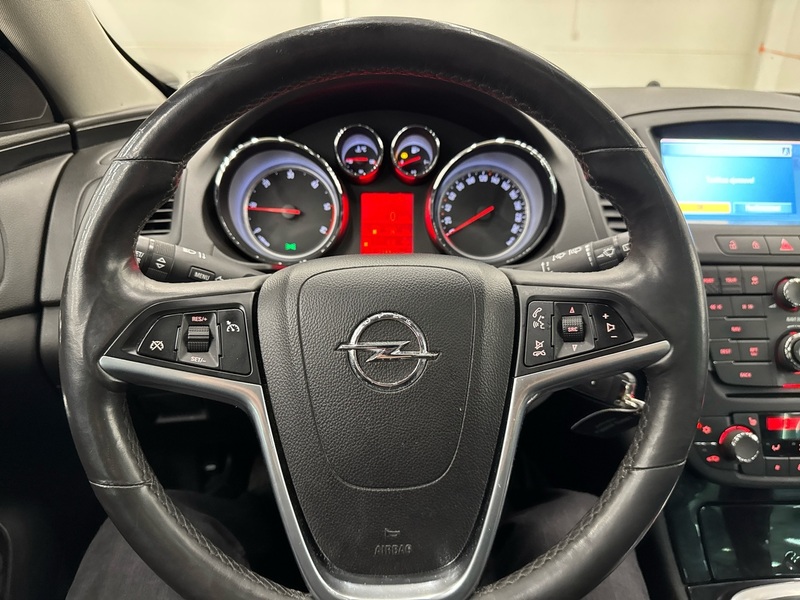 Opel Insignia vaihtoauto