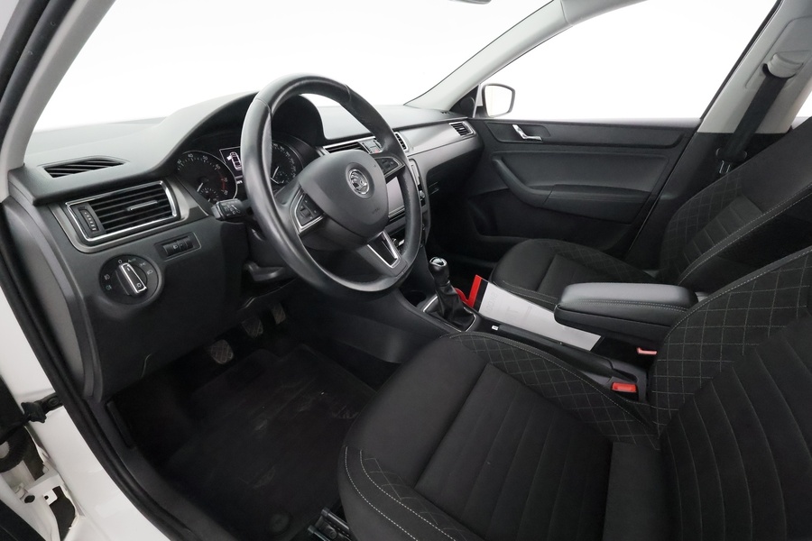 Skoda Rapid vaihtoauto