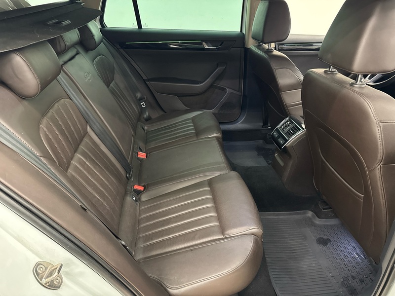 Skoda Superb vaihtoauto