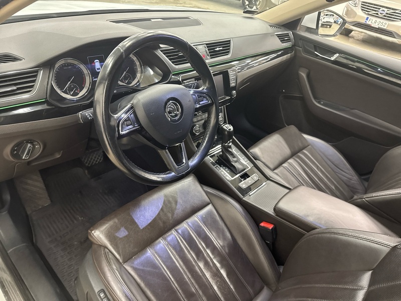 Skoda Superb vaihtoauto