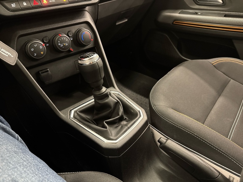 Dacia Sandero vaihtoauto