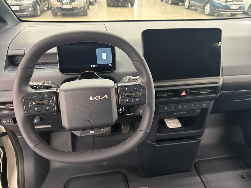 Kia PV5 vaihtoauto