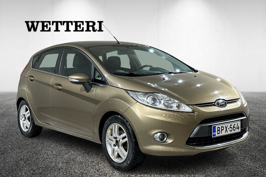 Ford Fiesta vaihtoauto