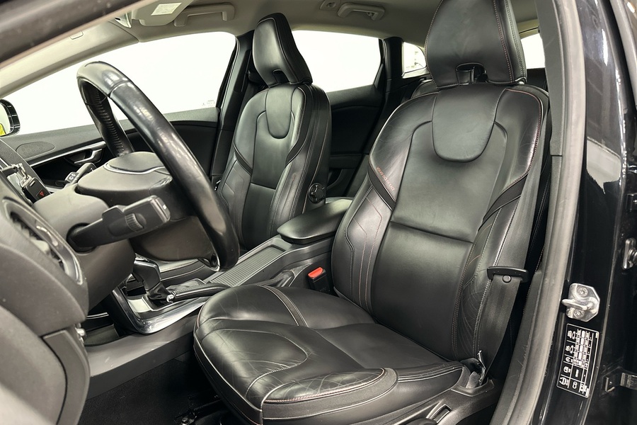 Volvo V40 Cross Country vaihtoauto