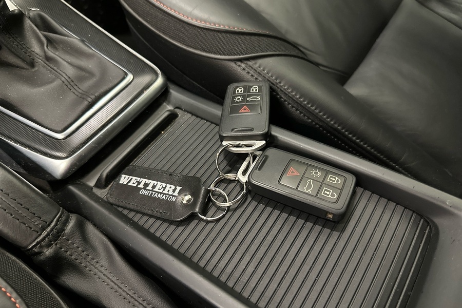 Volvo V40 Cross Country vaihtoauto