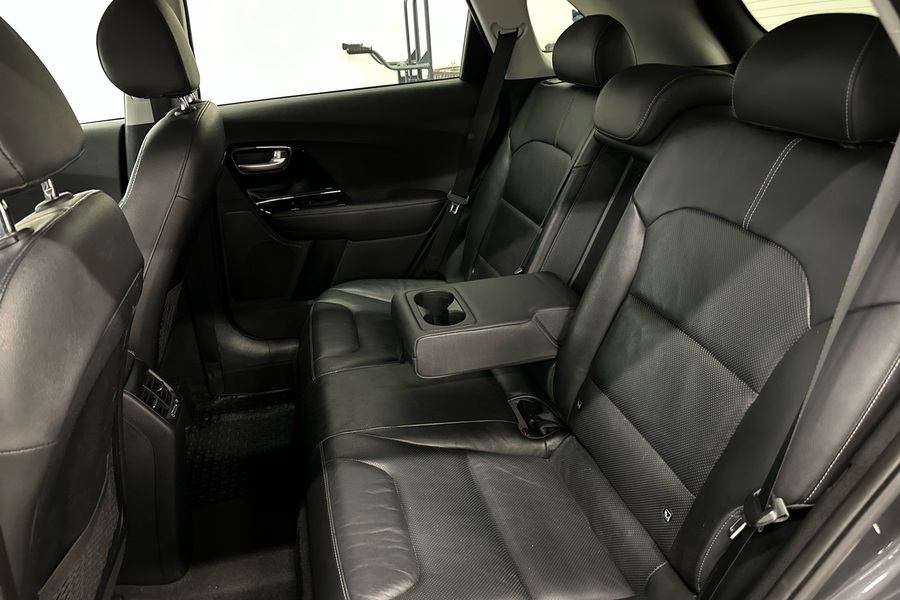 Kia Niro plug-in vaihtoauto