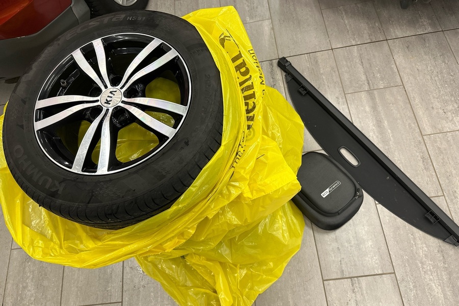 Kia Niro plug-in vaihtoauto