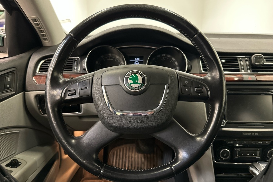 Skoda Superb vaihtoauto