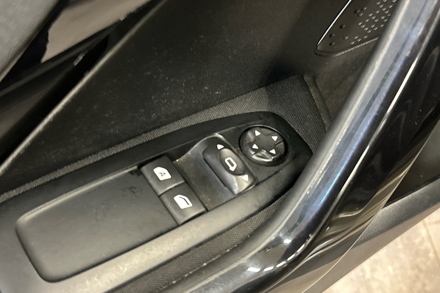 Peugeot 208 vaihtoauto