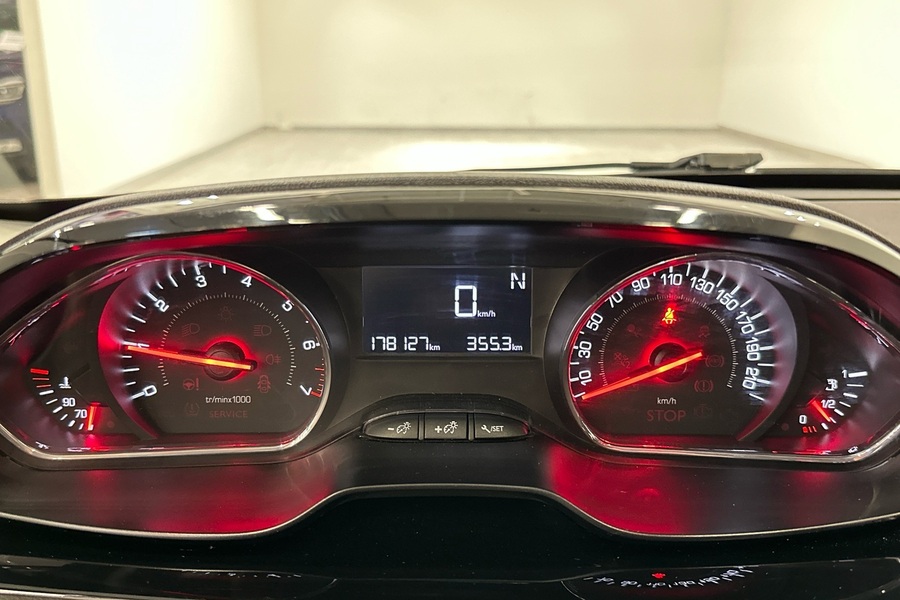 Peugeot 208 vaihtoauto