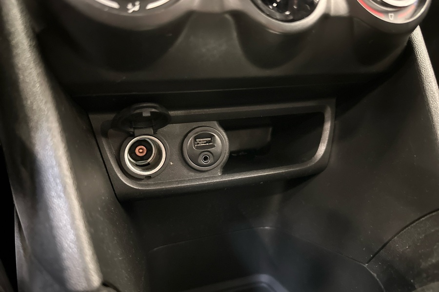 Peugeot 208 vaihtoauto