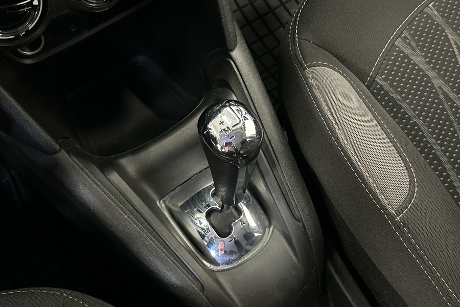 Peugeot 208 vaihtoauto