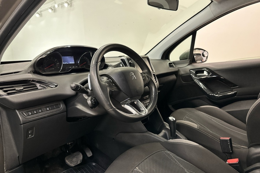 Peugeot 208 vaihtoauto