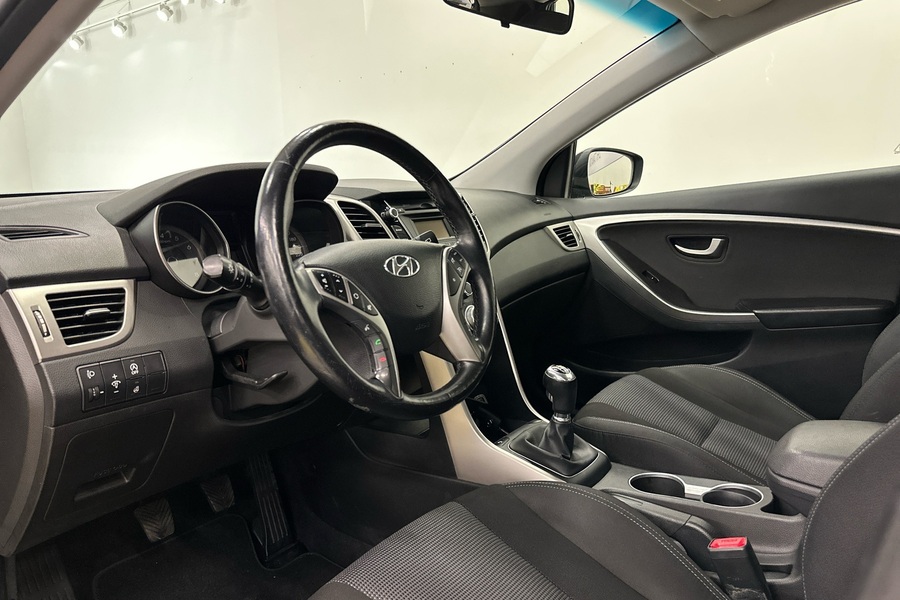 Hyundai i30 5d vaihtoauto