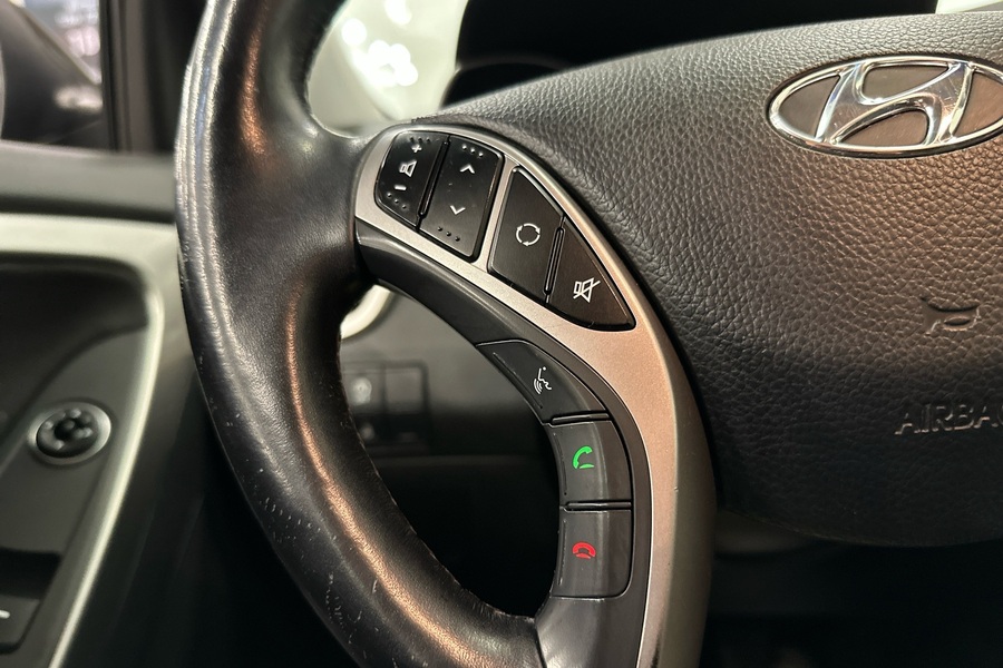 Hyundai i30 5d vaihtoauto