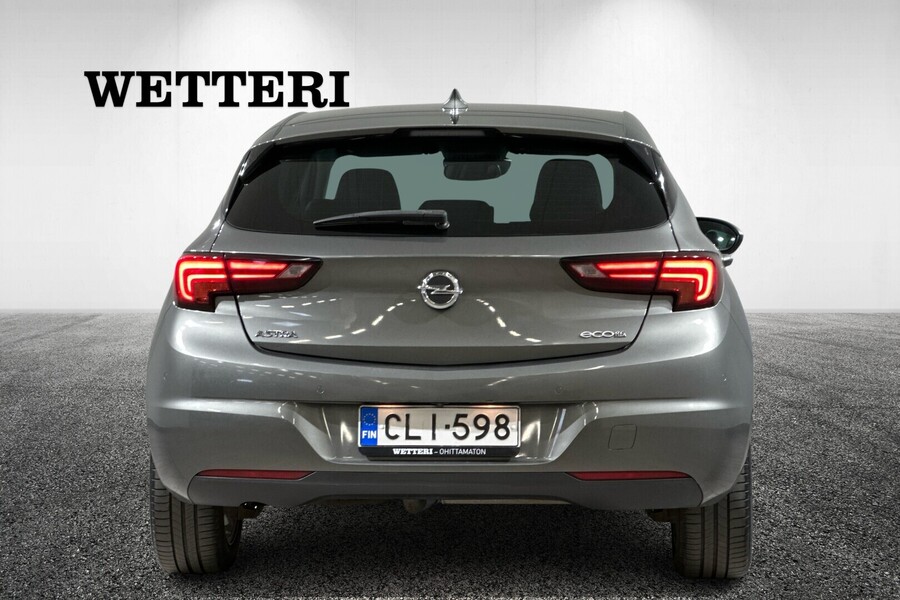 Opel Astra vaihtoauto