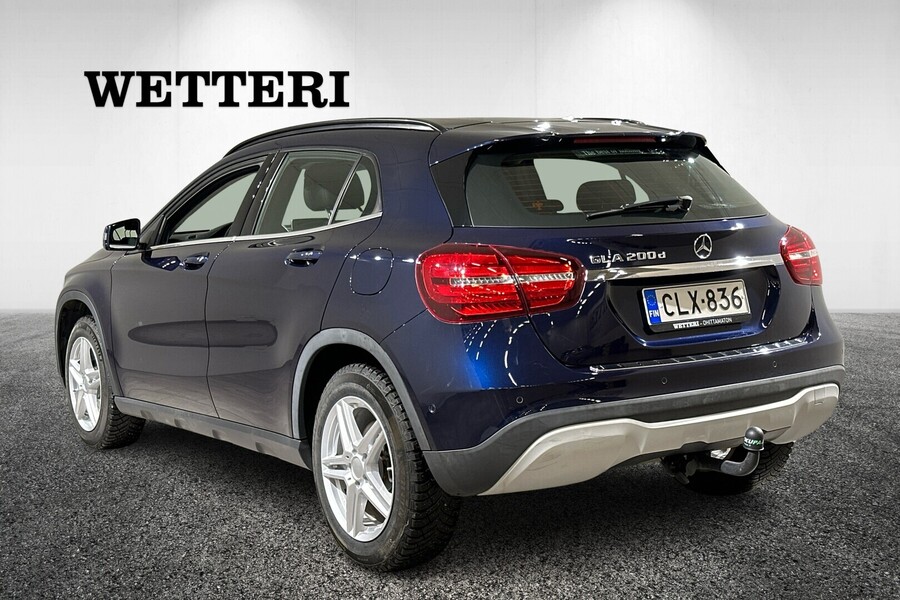 Mercedes-Benz GLA vaihtoauto