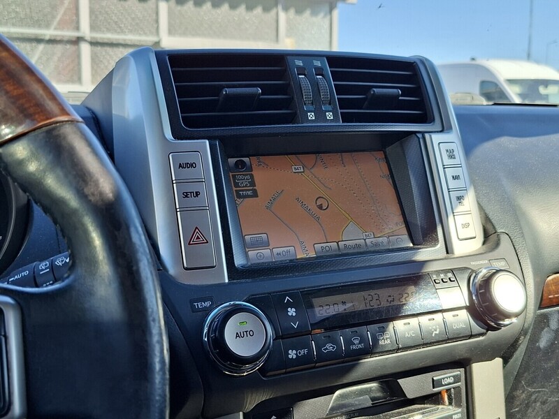 Toyota Land Cruiser vaihtoauto