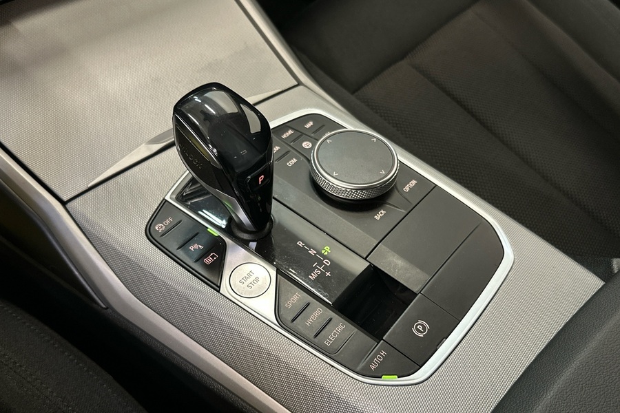 BMW 330 vaihtoauto
