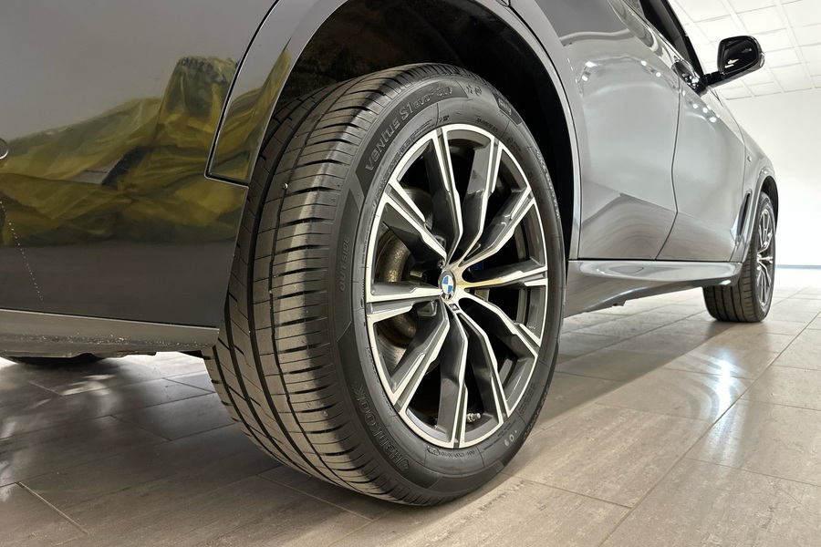 BMW X5 vaihtoauto