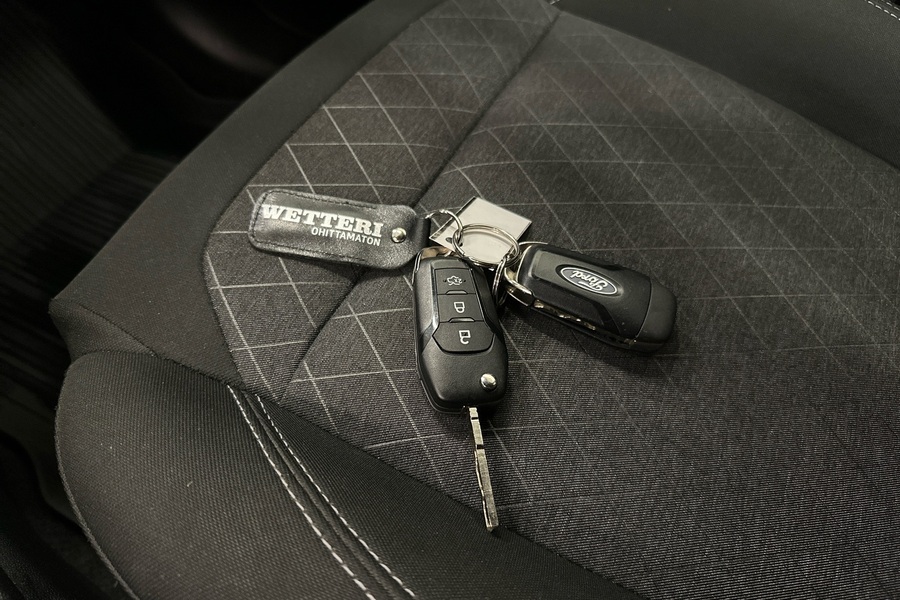 Ford Fiesta vaihtoauto