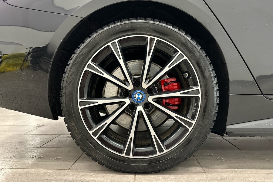 BMW i4 vaihtoauto