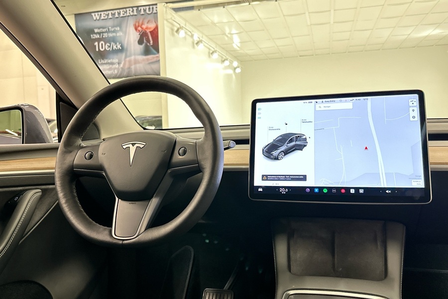 Tesla Model Y vaihtoauto