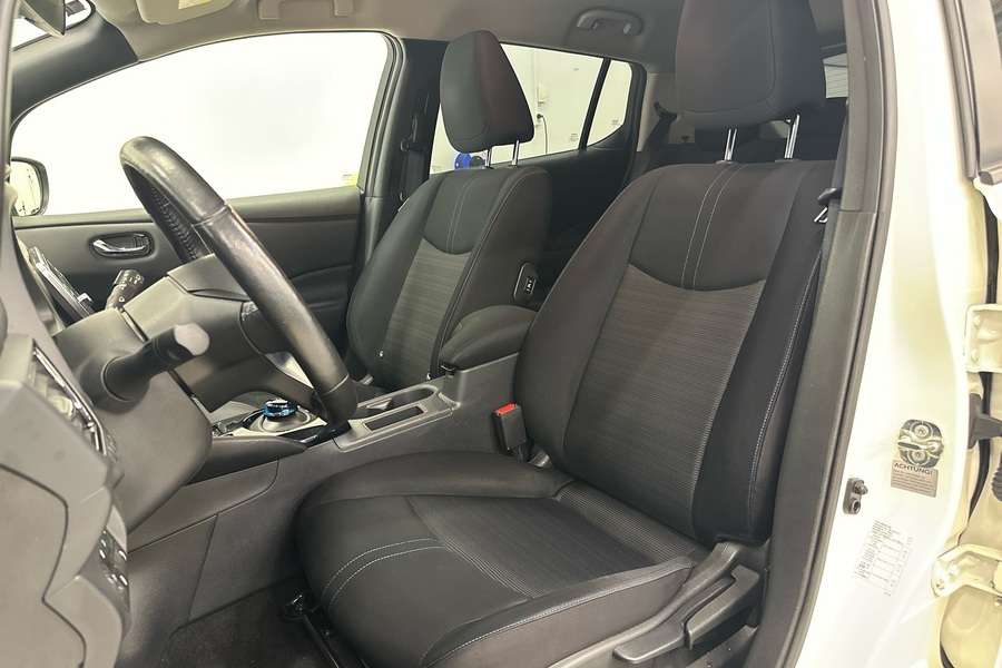 Nissan Leaf vaihtoauto