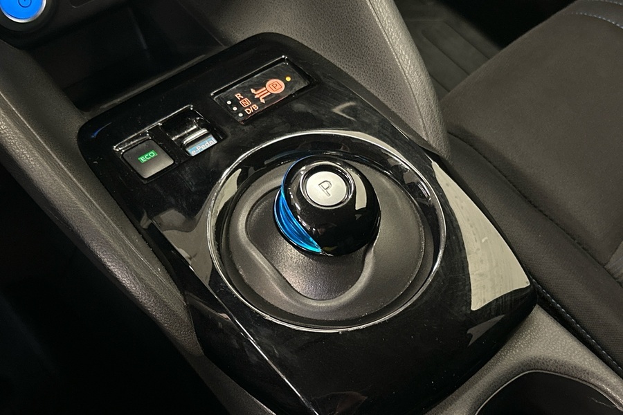 Nissan Leaf vaihtoauto