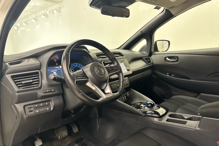 Nissan Leaf vaihtoauto