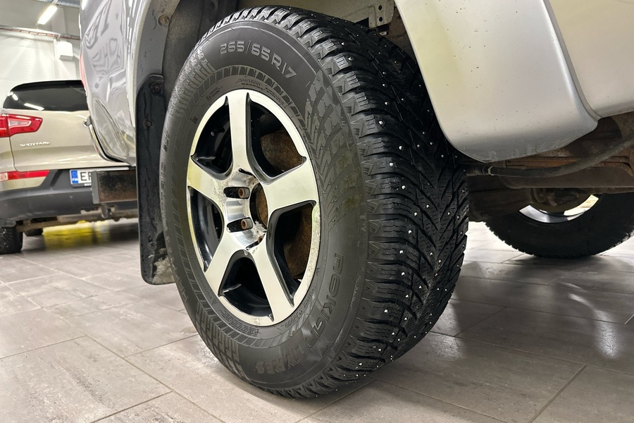 Toyota Hilux vaihtoauto