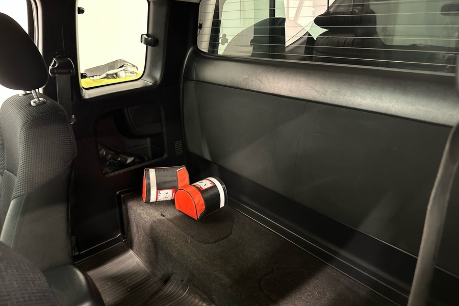 Toyota Hilux vaihtoauto