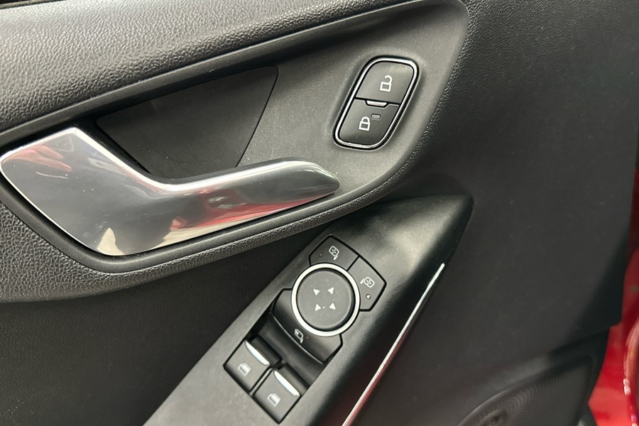 Ford Fiesta vaihtoauto