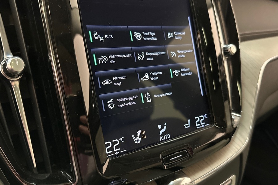 Volvo XC60 vaihtoauto