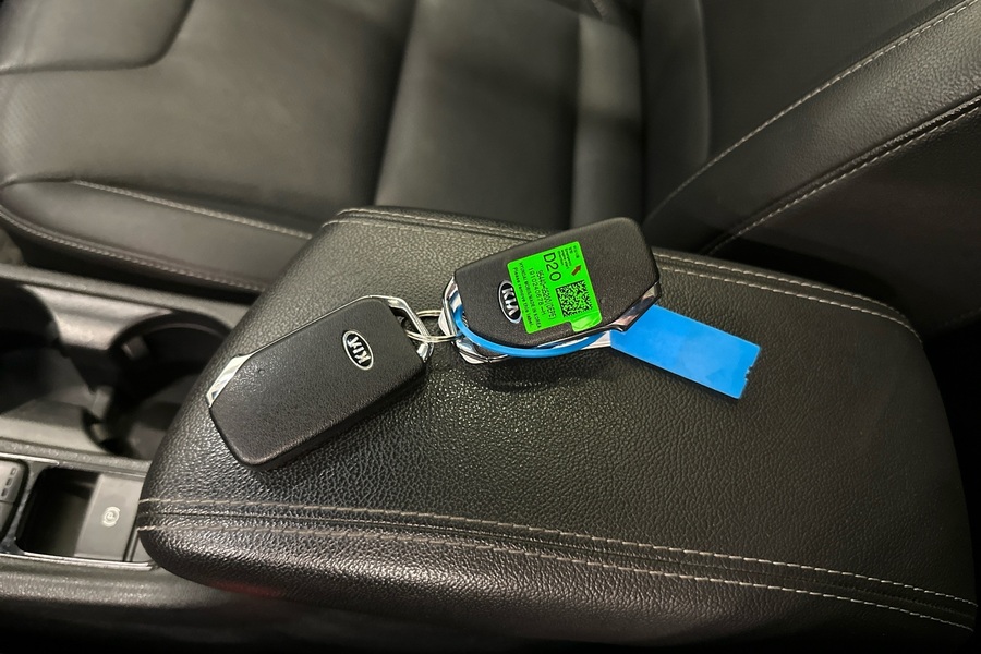 Kia Niro plug-in vaihtoauto