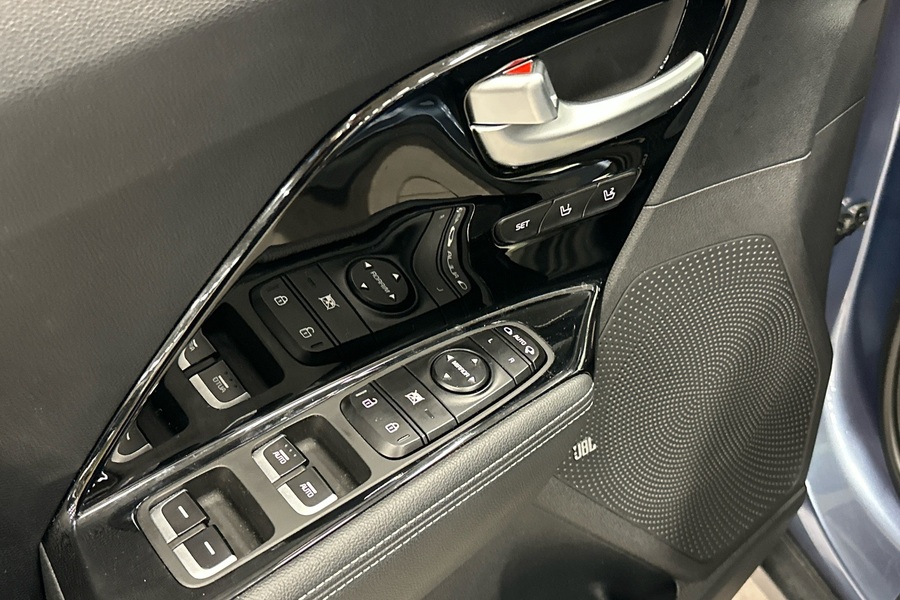 Kia Niro plug-in vaihtoauto