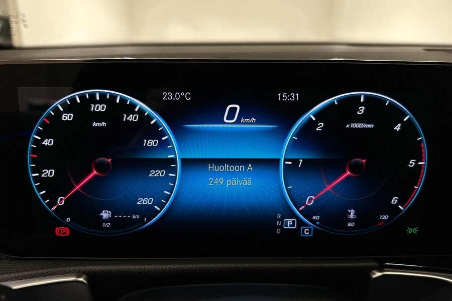 Mercedes-Benz GLB vaihtoauto