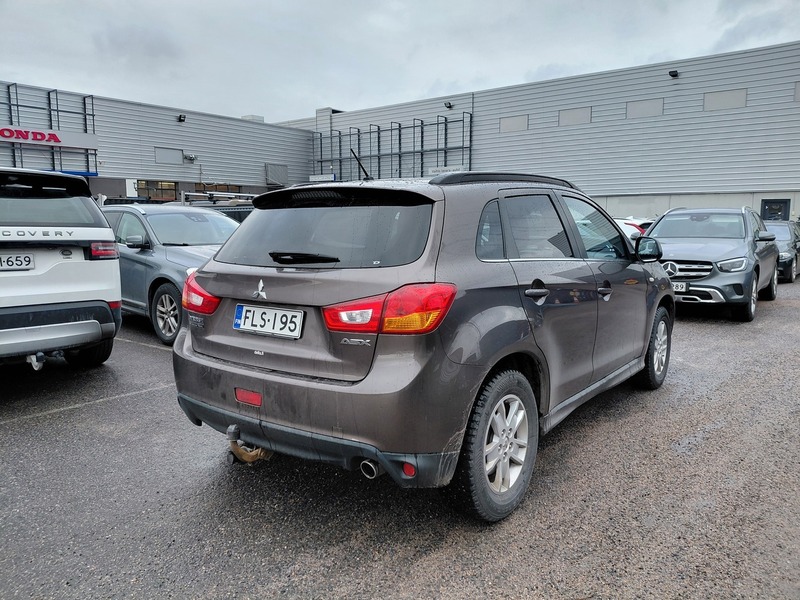 Mitsubishi ASX vaihtoauto
