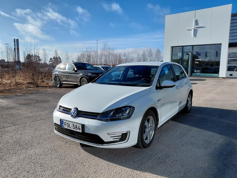 Volkswagen Golf vaihtoauto