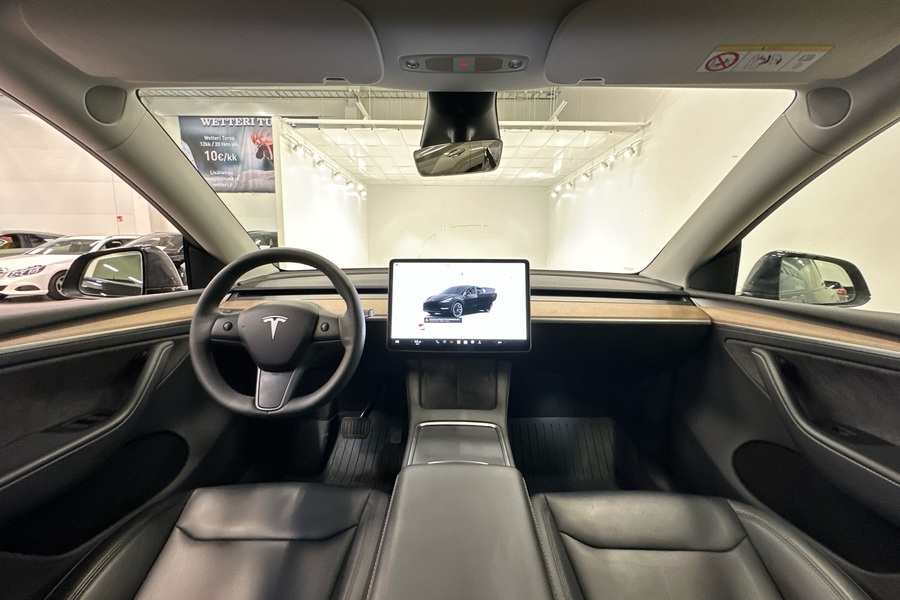 Tesla Model Y vaihtoauto