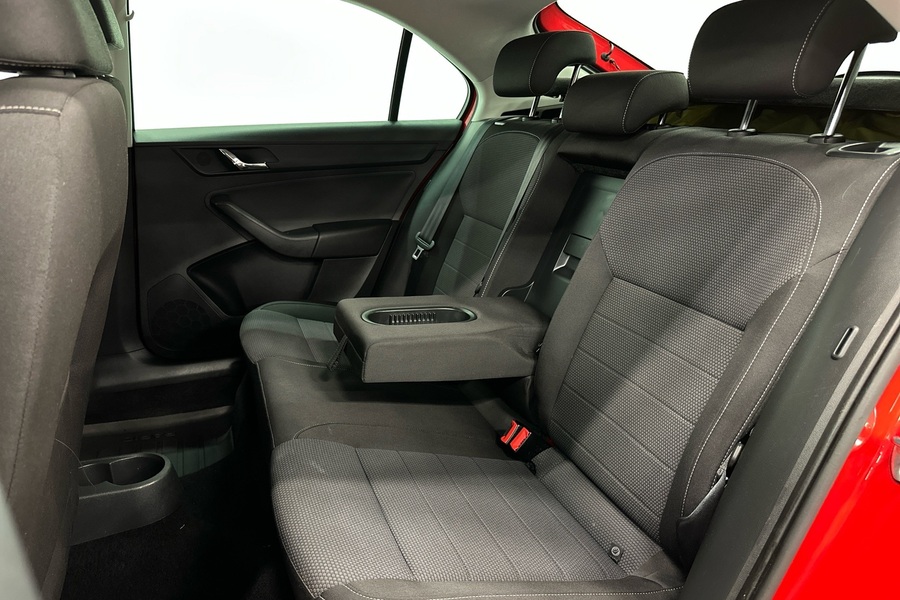 Skoda Rapid vaihtoauto