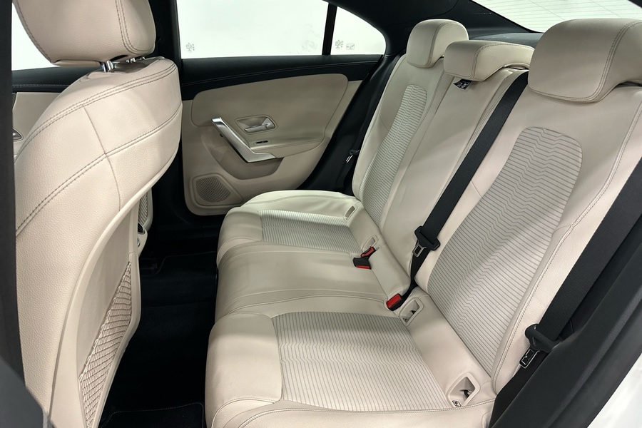 Mercedes-Benz CLA-sarja vaihtoauto