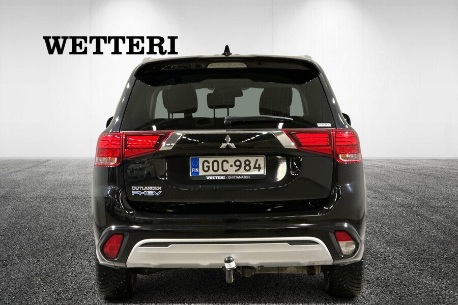 Mitsubishi Outlander PHEV vaihtoauto