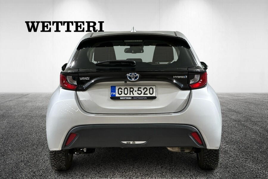 Toyota Yaris vaihtoauto