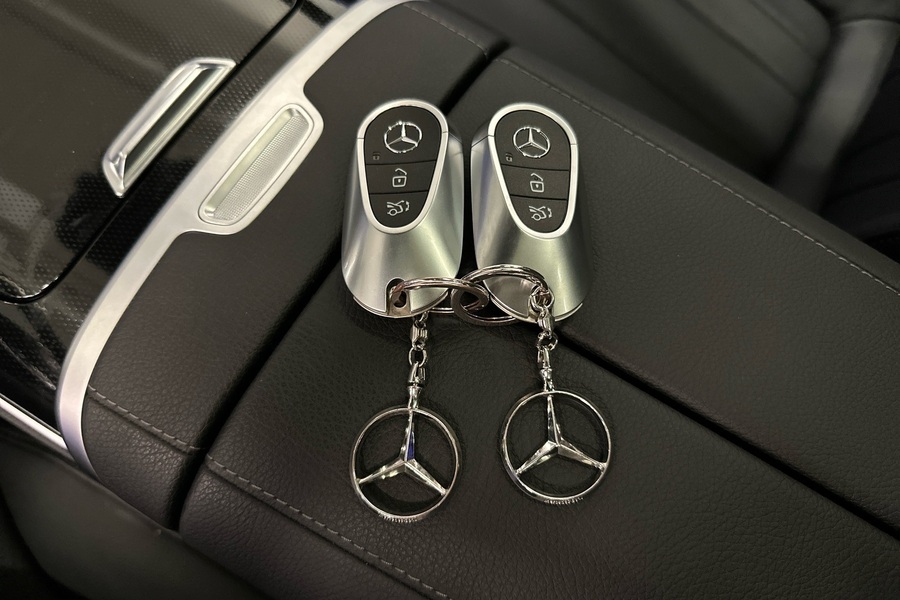 Mercedes-Benz EQE vaihtoauto