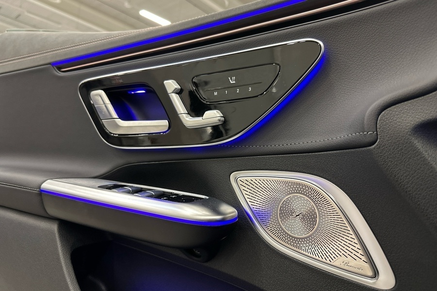 Mercedes-Benz EQE vaihtoauto