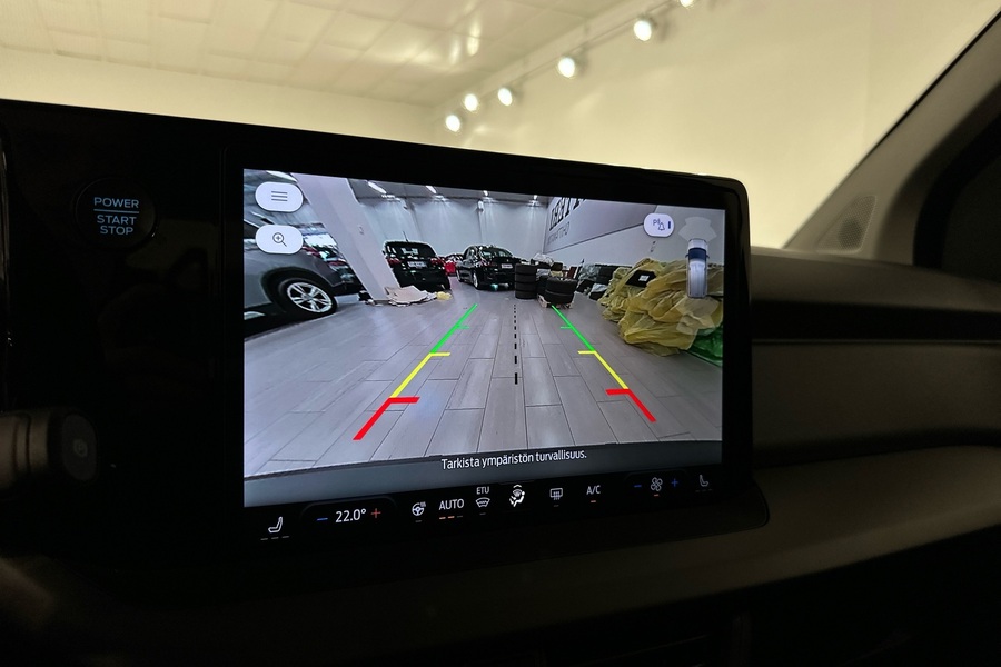 Ford Tourneo Courier vaihtoauto