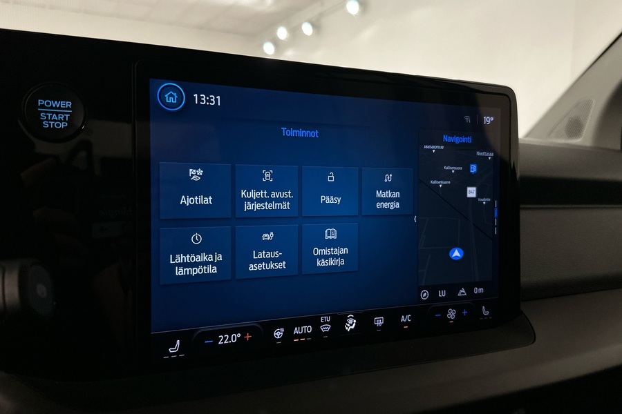 Ford Tourneo Courier vaihtoauto